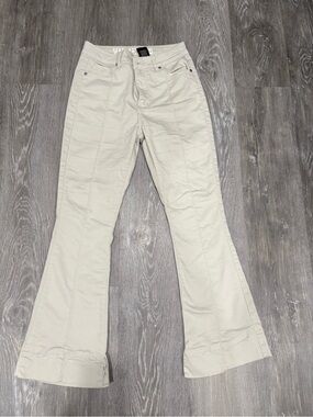 VIP Cream Wide Leg Jeans - Flare Style